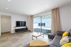 Smart TV, tavolo da ping pong