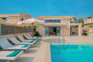 Pool - Villa Delphini by Villa Plus (Ionian Islands)