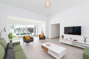 Smart TV, ping pong - Villa Mercedes Luz by Villa Plus (Playa Blanca)