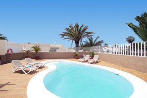 Pool - Villa Olivina 1 by Villa Plus (Tías)