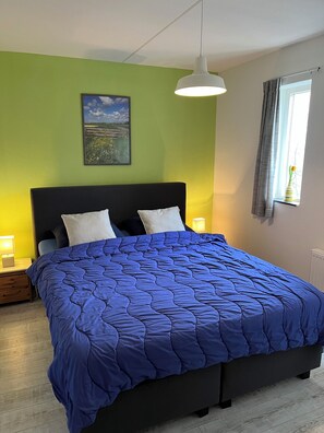 2 bedrooms, iron/ironing board, travel cot, free WiFi - Vacation home Sommerflieder (De Cocksdorp)