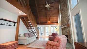 TV connectée, cheminée