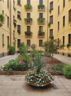 Property grounds - VITRUVIO42 SUPERIOR - Apartment Central Station -max4 guests WiFi & AC (Milano)