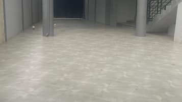 Comfort eenpersoonskamer | Terrein van de accommodatie