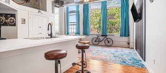 Historical Hudson Riverview Loft