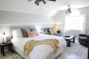 Iron/ironing board, WiFi, bed sheets