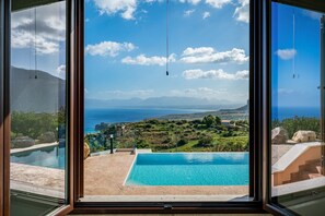 Outdoor pool - Villa Azuria with Private Infinity Pool and Whirlpool Sea View (Sicilia)