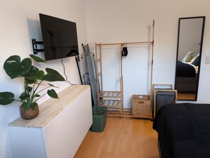 1 Schlafzimmer, Bügeleisen/Bügelbrett, kostenloses WLAN, Bettwäsche