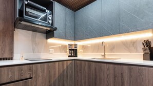 Private kitchen - Manila Luxury Suites 401 (Medellín)