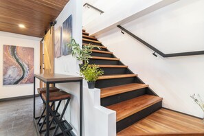 Interior - Manila Luxury Suites 401 (Medellín)