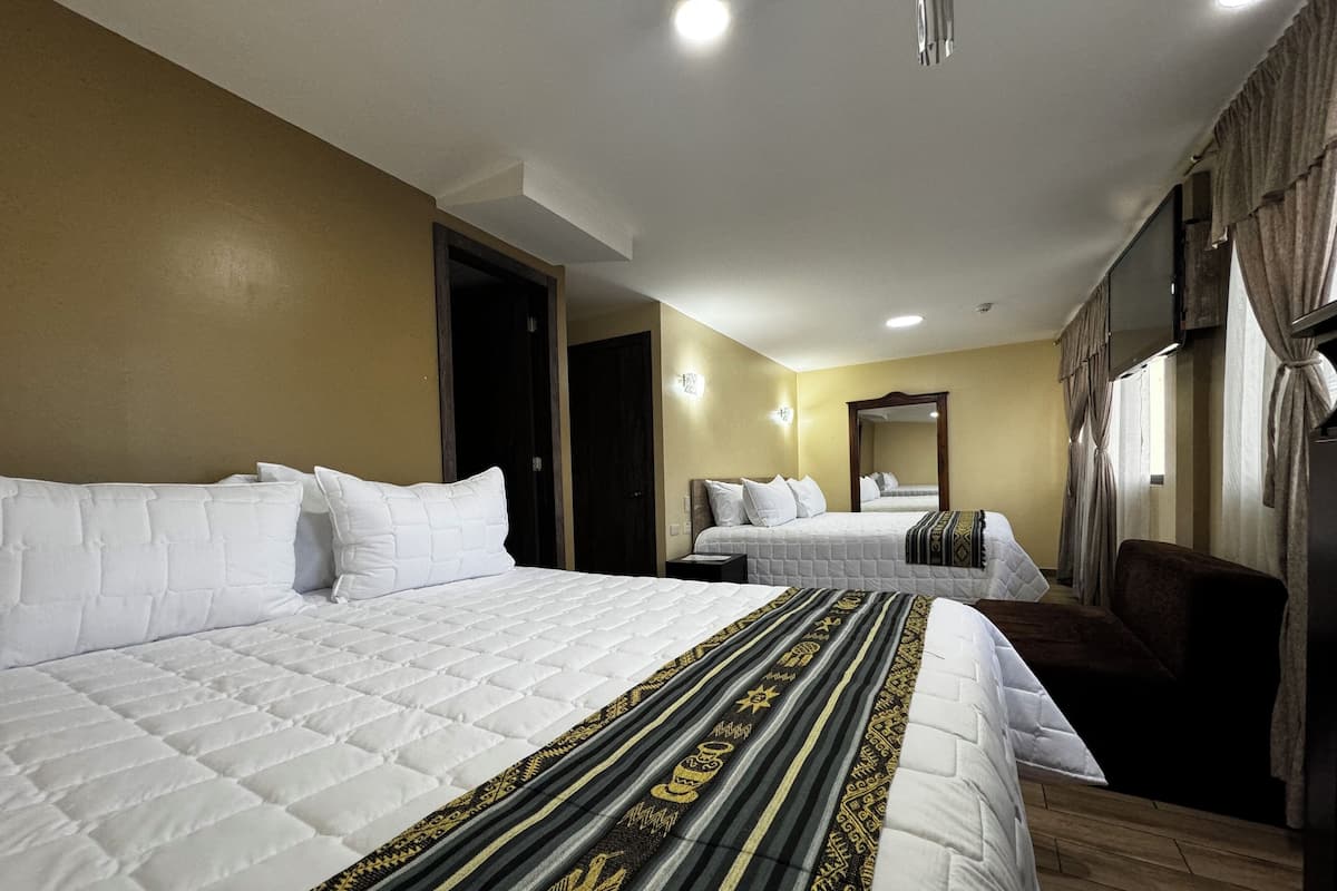 Family Double Room | Laptop workspace, free WiFi