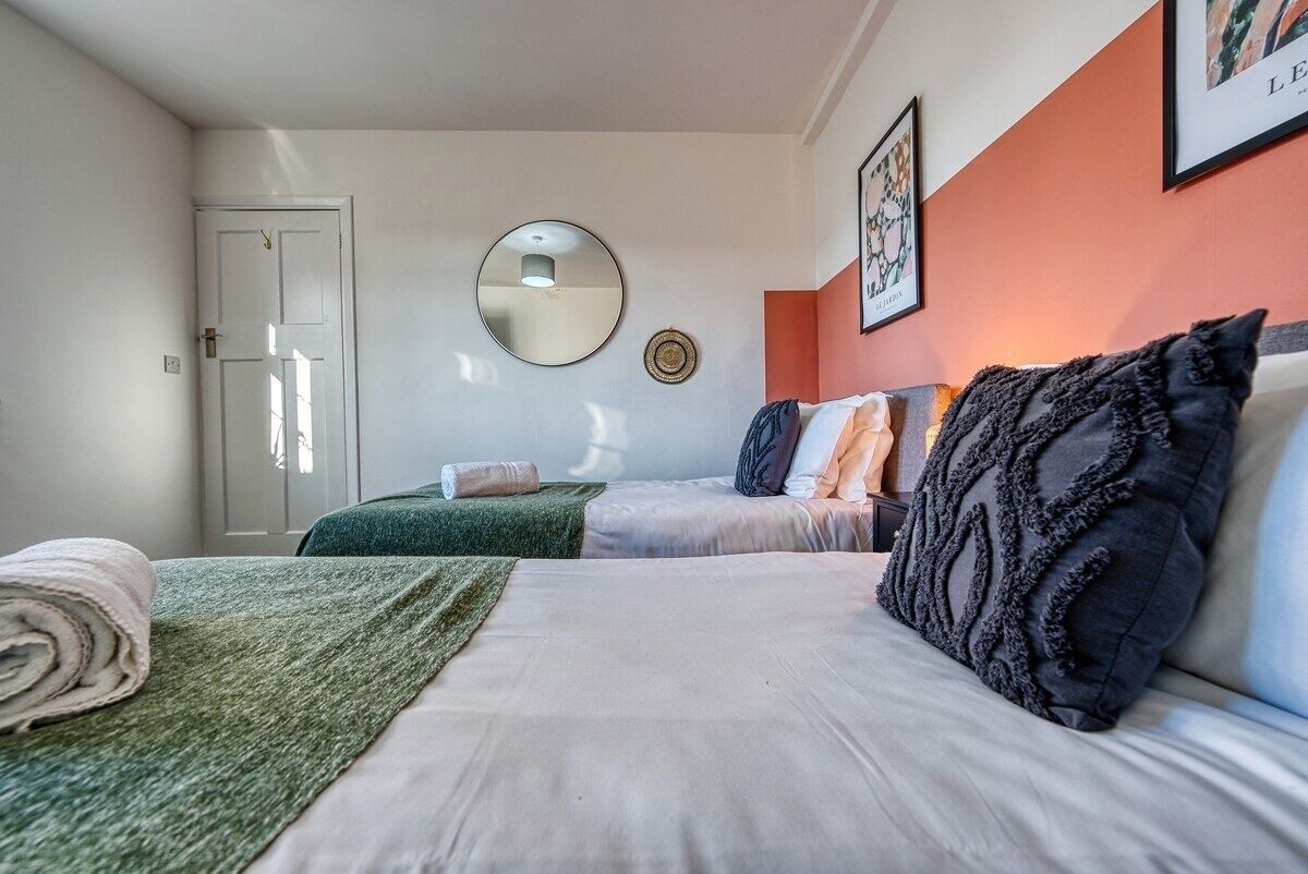 3 chambres, accès à Internet, literie fournie
