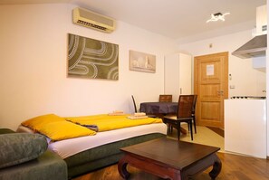 1 Schlafzimmer, Schreibtisch, kostenloses WLAN, Bettwäsche