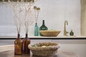 Dining - Romantic holiday home in the heart of medieval Groznjan (Grožnjan)