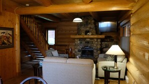 Living area - Bahama Mama (Blue River)