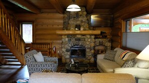 Living area - Bahama Mama (Blue River)