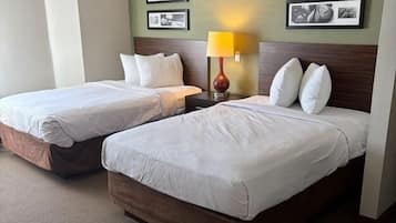 Double Room | Desk, free WiFi