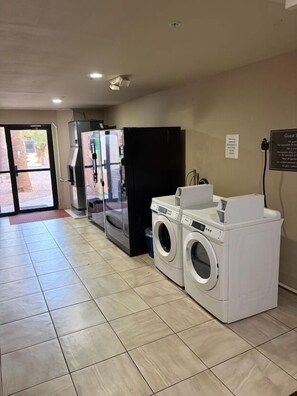 Interior - Sky Harbor Airport Inn (Phoenix)