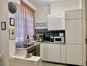 Comfort Apartment | Private kitchen - Casa Monì (NAPOLI)