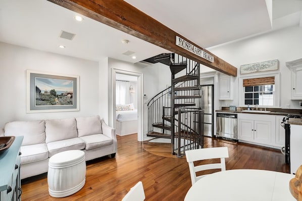 Interior - Carriage House with Loft. 3 Bikes Included. Walk to Beach. (Inlet Beach)