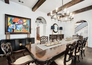 Dining - New Listing! Main and Carriage House! Private Pool! 7 Bikes! (Inlet Beach)