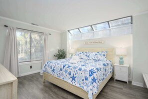 3 bedrooms, iron/ironing board, WiFi, bed sheets - Garden View Bliss | 3BR Villa Near Coligny Plaza (Hilton Head Island)