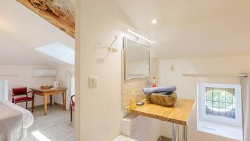 Wifi y ropa de cama