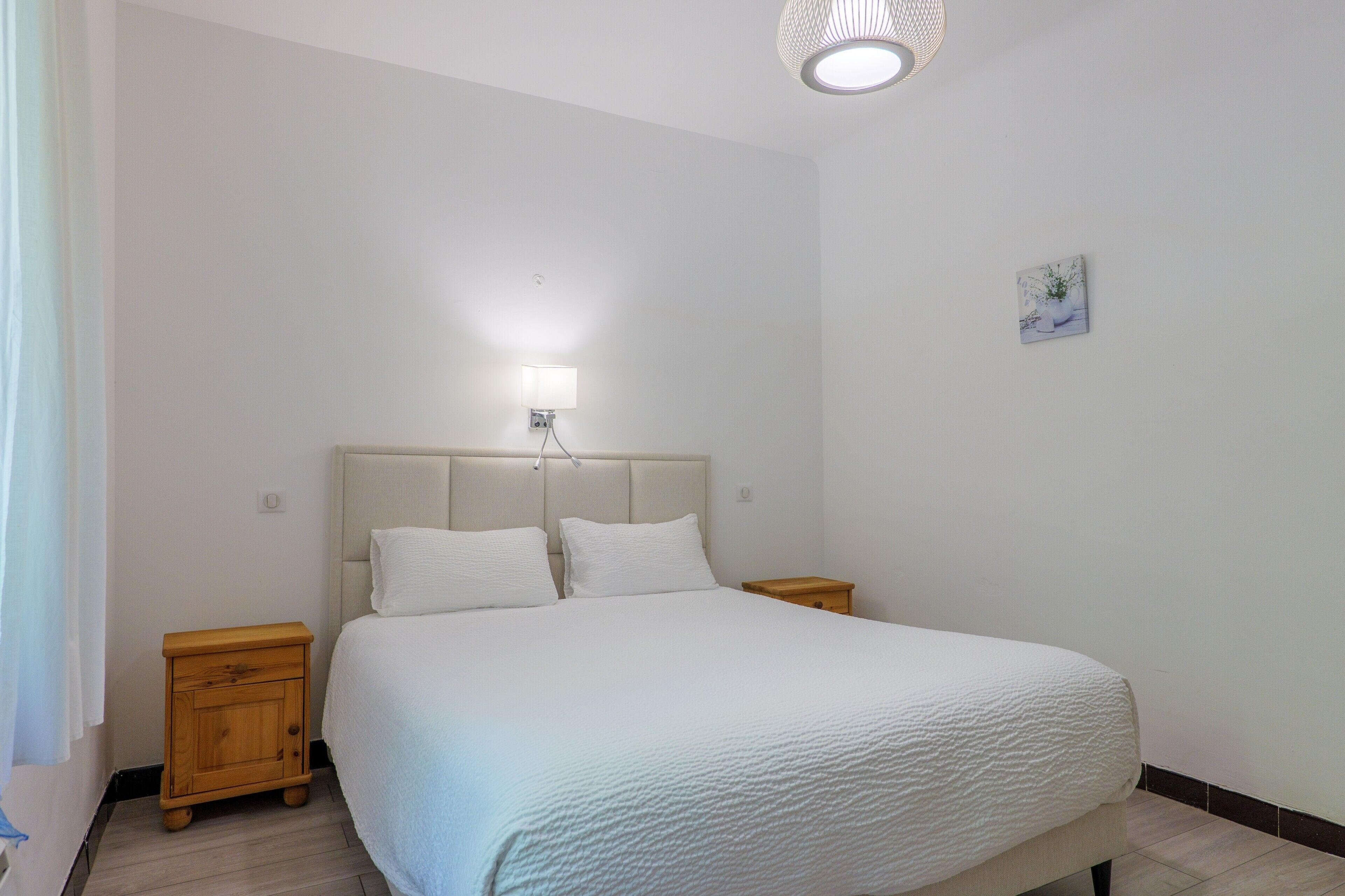 4 Schlafzimmer, Bügeleisen/Bügelbrett, WLAN, Bettwäsche