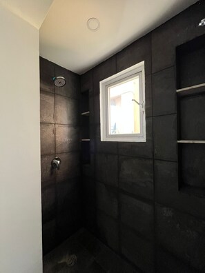 Hair dryer, towels, soap, toilet paper - 2-BEDROOM  BEAUTIFUL APARTMENT IN GROUD FLOOR IN ISLA MUJERES, WITH AC (Isla Mujeres)