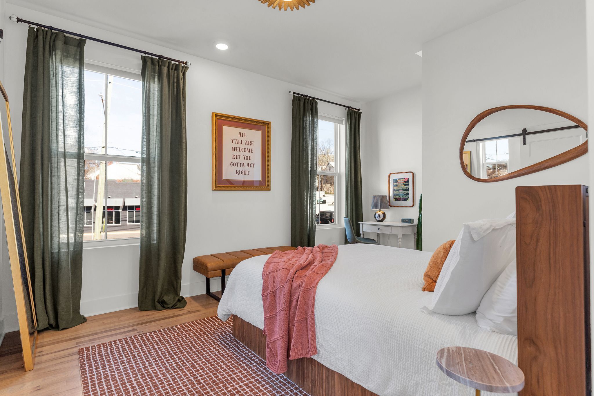 2 bedrooms, WiFi, bed sheets, wheelchair access