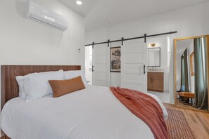 2 Schlafzimmer, WLAN, Bettwäsche, Rollstuhlgeeignet