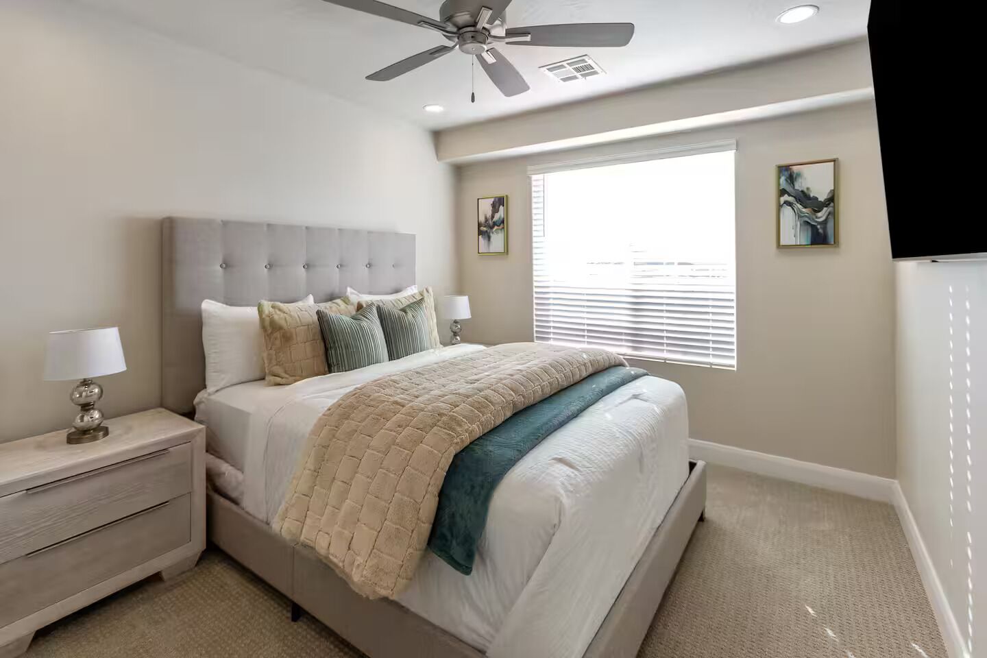 3 bedrooms, desk, iron/ironing board, travel crib