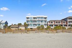 Exterior - Seawatch - Ocean Views! - Walk to Restaurants (Folly Beach)