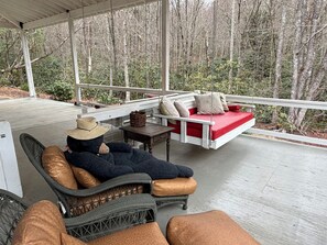 Terrace/patio - Creekside Mountain Retreat 2+Acres Near Cashiers/Highlands (Cullowhee)