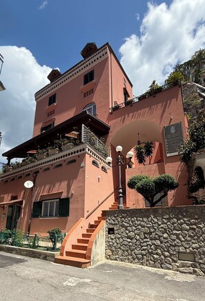 Exterior - La Maison Rose - Gaetano Capone (Maiori)