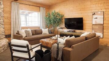 Smart TV, tenis de mesa, libros y biblioteca musical