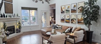 Spacious Luxury 8BR Masters Rental - Sleeps Large Groups