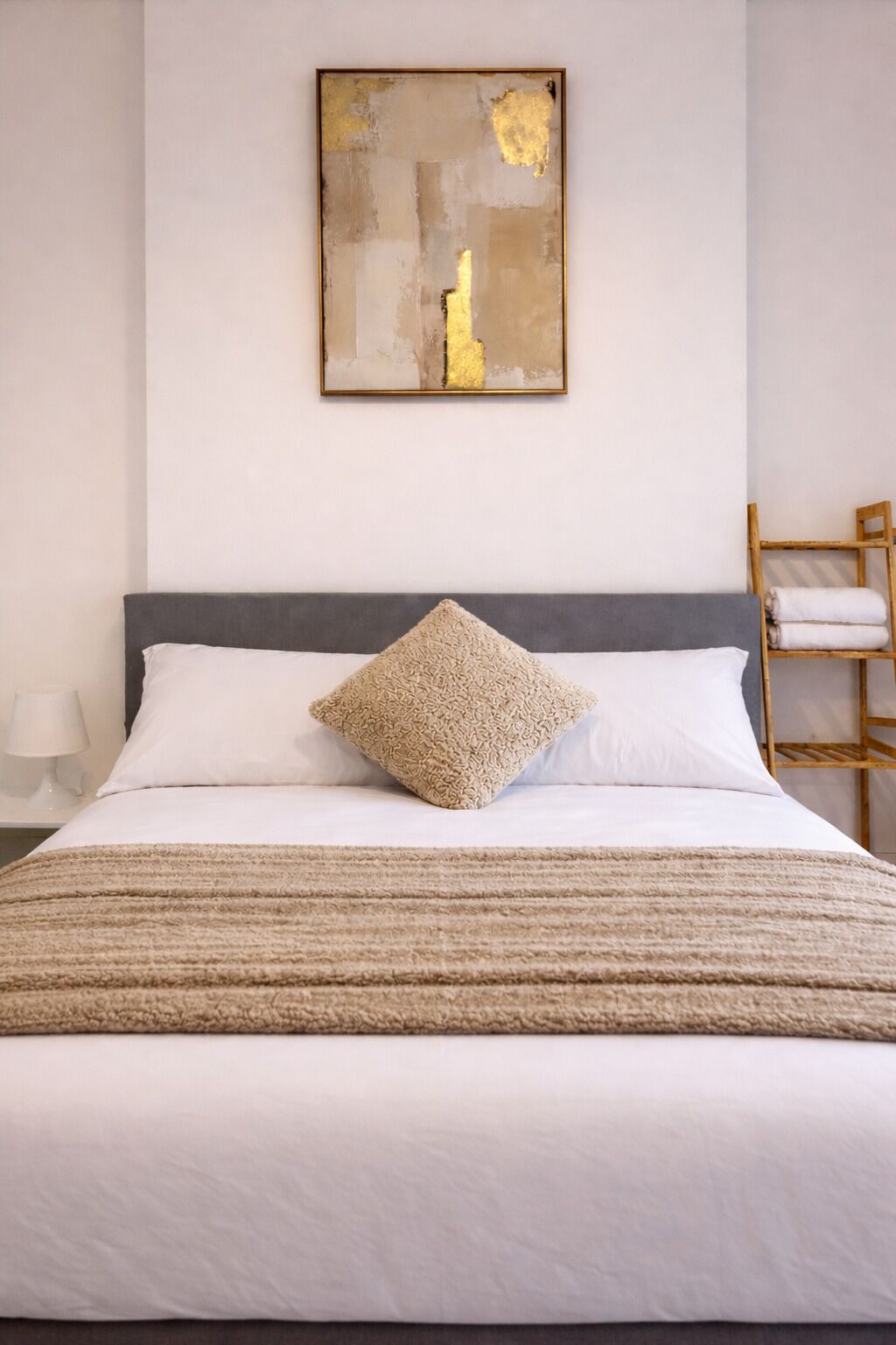 4 bedrooms, desk, iron/ironing board, free WiFi