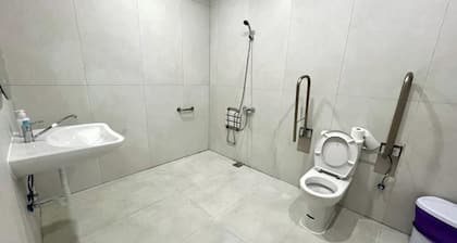 Hostel Travelers Inn
