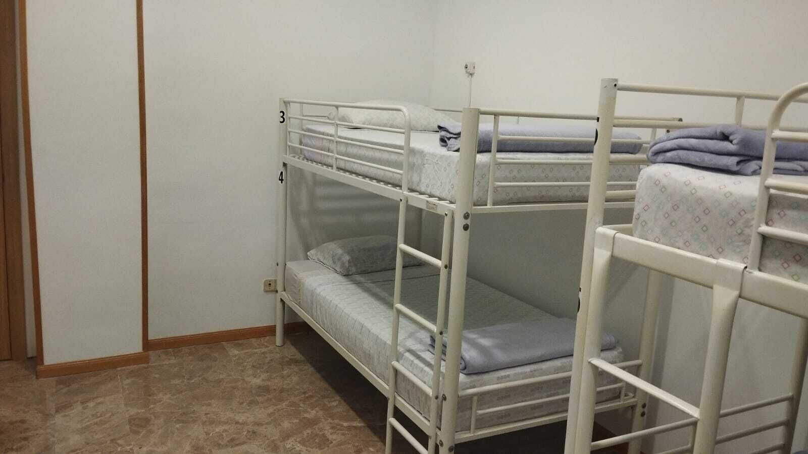 Comfort Shared Dormitory | Free WiFi