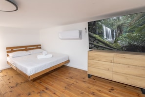 2 dormitorios, tabla de planchar con plancha, wifi y ropa de cama