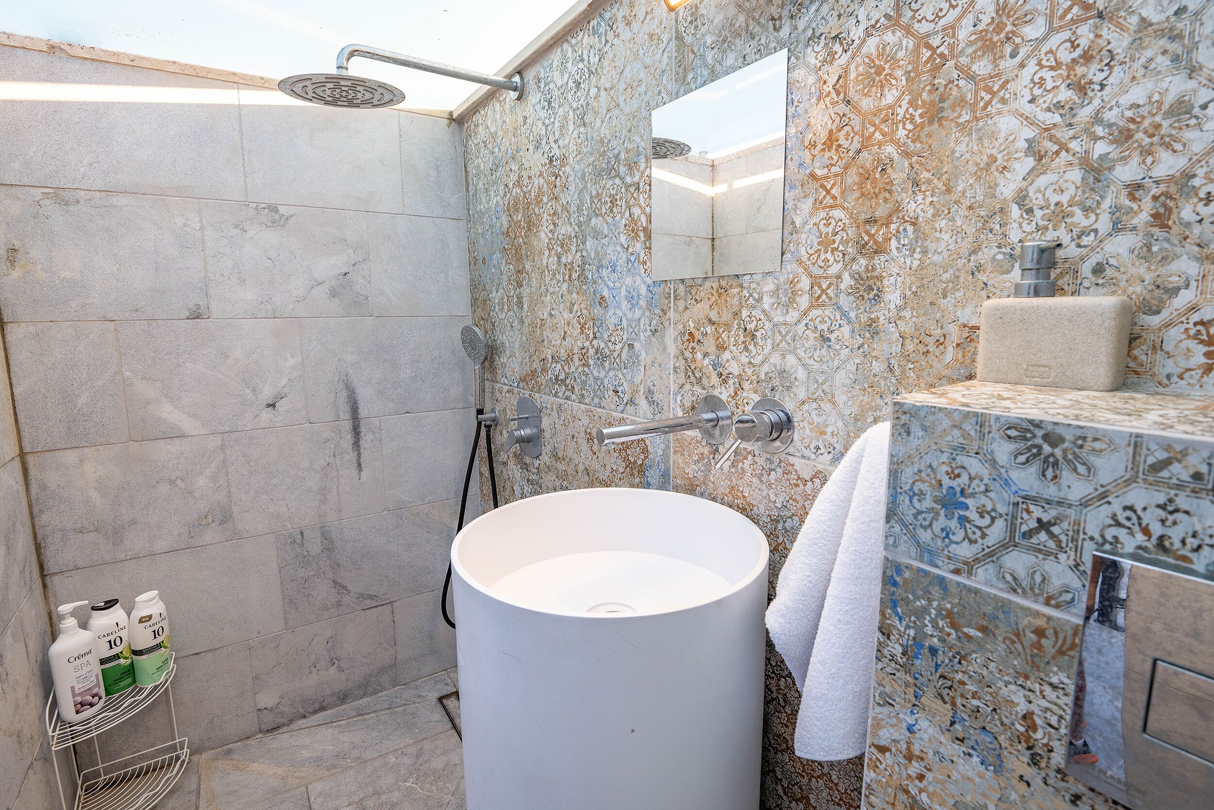 Hair dryer, towels, soap, toilet paper