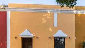 Exterior detail - Hotel bernardino (Valladolid)