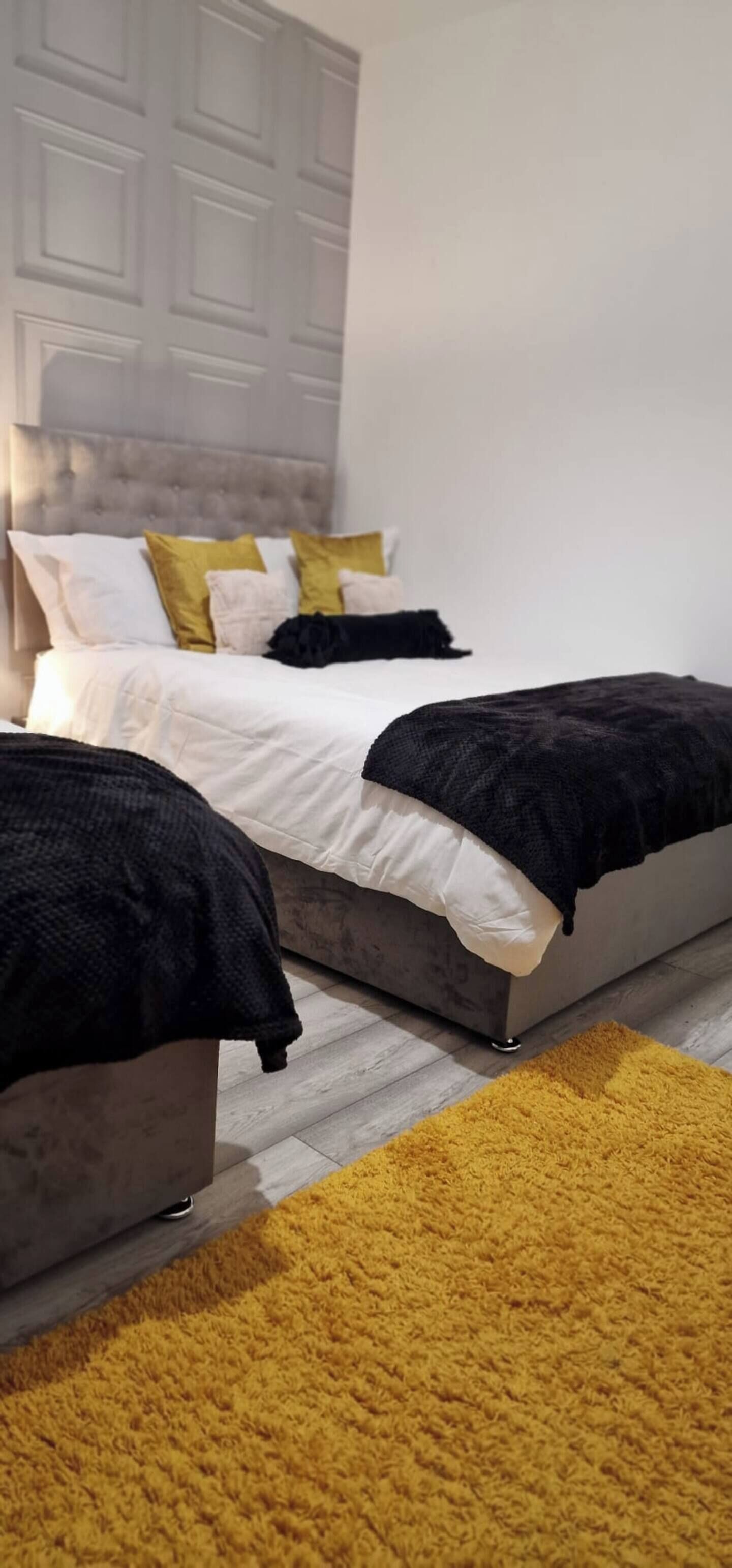 Bügeleisen/Bügelbrett, kostenloses WLAN, Bettwäsche