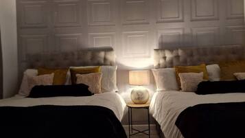 Iron/ironing board, free WiFi, bed sheets