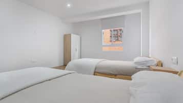 3 bedrooms, WiFi, bed sheets