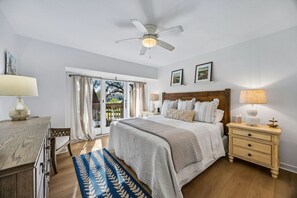 3 bedrooms, desk, iron/ironing board, WiFi - 2039 - Beachwood Sanctuary: Cozy Walk-to-Beach Villa (Fernandina Beach)