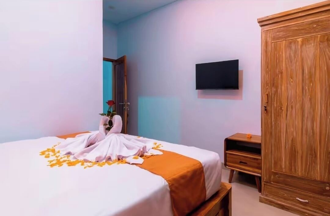 Premium bedding, blackout drapes, soundproofing, iron/ironing board