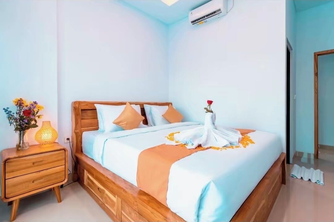 Premium bedding, blackout drapes, soundproofing, iron/ironing board