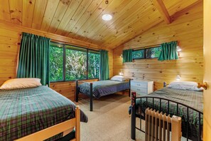 3 bedrooms, bed sheets - Kereru View - Lake Taupo Holiday Home (Pukawa)